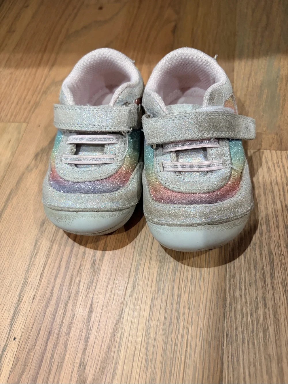 Stride rite soft motion sneakers, size 4w
